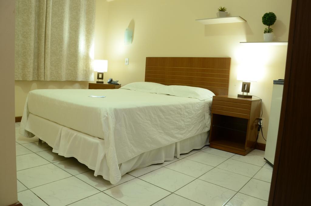 Fares Turis Hotel Uruguaiana Εξωτερικό φωτογραφία