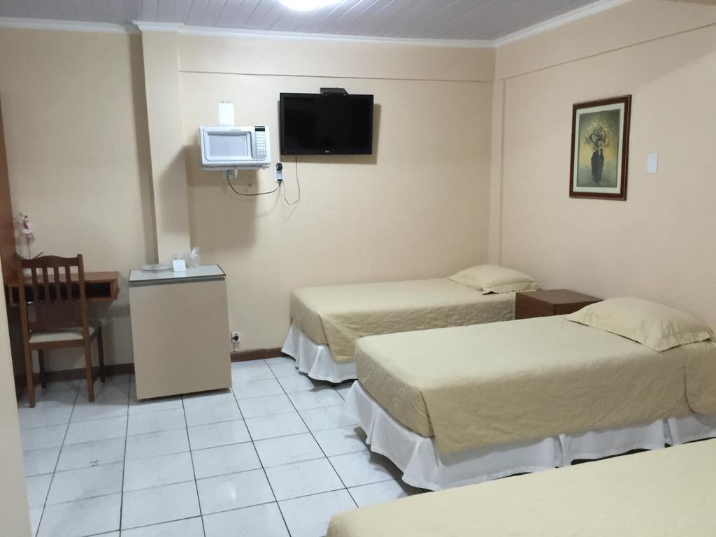 Fares Turis Hotel Uruguaiana Εξωτερικό φωτογραφία